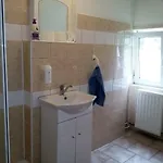Mima V Kovacovej 3*