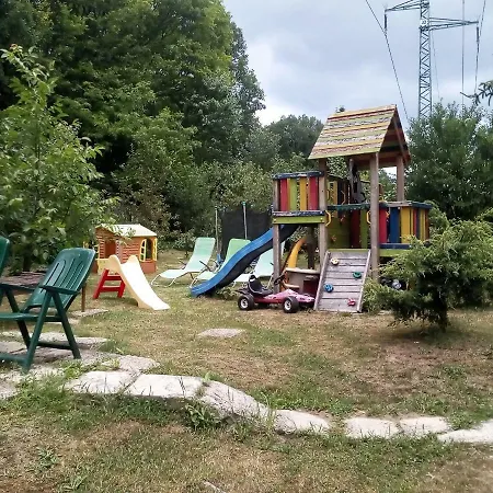 Pensionat Mima V Kovacovej 3*